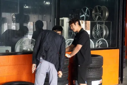 아우디 A4 타이어 가격 마제스티솔루스 2454018 / 서울 구로, 양천, 동작, 관악, 영등포, 부천, 안양
