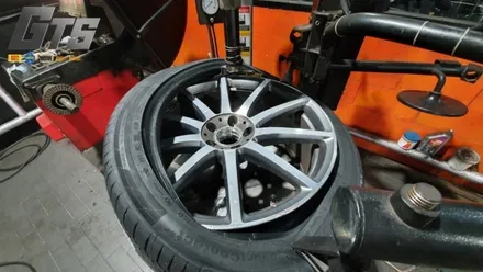 S63AMG 285 35 20 출고용타이어 콘티넨탈 콘티스포츠컨택5P 천왕수입차휠타이어전문 / 서울 구로, 양천, 동작, 관악, 영등포, 부천, 안양