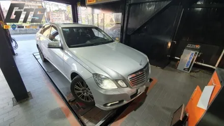 벤츠 E클래스 2454517 추천타이어 피렐리 피제로올시즌플러스 천왕고척개봉 수입차전문 구로타이어스토리 / 서울 구로, 양천, 동작, 관악, 영등포, 부천, 안양