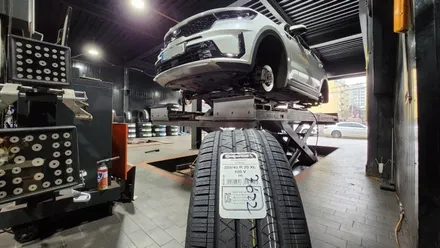 신도림동 쏘렌토 MQ4 순정OE SUV 사계절용타이어-제동력,핸들링,연비효율까지 뛰어난 콘티넨탈 크로스컨택 LX 스포츠 255/45R20 / 서울 구로, 양천, 동작, 관악, 영등포, 부천, 안양