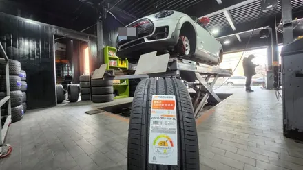 사당동 미니 클럽맨 (235/35ZR19)-안정감높은 승차감, 핸들링, 마일리지까지 모두 만족시켜주는 프리미엄 컴포트 한국타이어 벤투스 S2 AS / 서울 구로, 양천, 동작, 관악, 영등포, 부천, 안양