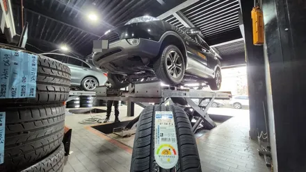 철산동 현대 베라크루즈 (245/60R18)-동급 최고의 저소음 컴포트성능으로 주행안전성과 제동력까지 보장해주는 금호타이어 크루젠 HP71 / 서울 구로, 양천, 동작, 관악, 영등포, 부천, 안양