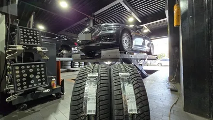 개봉동 제네시스 G80 (245/45R19, 275/40R19)-고급세단에 최적화되어 그립력과 정숙성이 뛰어나고 전기차/내연자 모두 장착가능한 금호타이어 윈터크래프트 WP72 / 서울 구로, 양천, 동작, 관악, 영등포, 부천, 안양