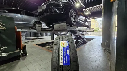 신림동 기아K5 (235/45R18)-중형세단용 추천 사계절타이어, 긴마모수명, 안정적인 승차감, 높은 접지력까지 보장해주는 브리지스톤 투란자 세레니티플러스 / 서울 구로, 양천, 동작, 관악, 영등포, 부천, 안양