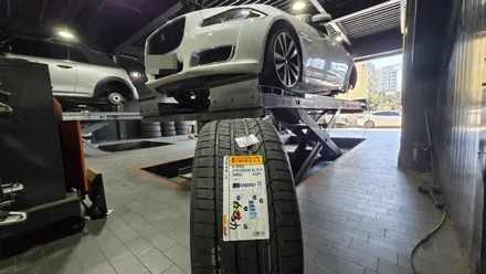 삼성동 재규어 XJ50 (275/35R20)-정밀한 핸들링, 뛰어난 고속 안정성, 개선된 정숙성까지 모두 만족시켜주는 피렐리 P ZERO R-F (MOE) / 서울 구로, 양천, 동작, 관악, 영등포, 부천, 안양