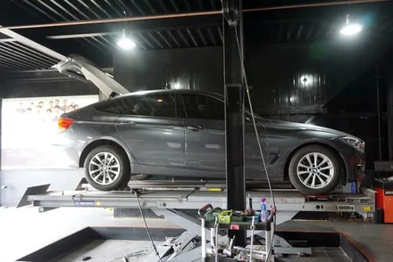친절한 타이어 가게 타이어스토리 BMW GT 타이어교체 / 서울 구로, 양천, 동작, 관악, 영등포, 부천, 안양
