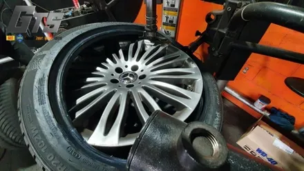 벤츠 S560 윈터타이어교체 금호윈터크래프트 극찬! 소하동 신월동 신정동 스노우타이어보관 / 서울 구로, 양천, 동작, 관악, 영등포, 부천, 안양