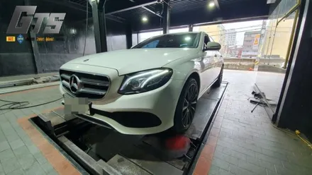 벤츠 E220d 245/40R19 275/35R19 사계절추천타이어 피제로올시즌플러스 장착했어요 / 서울 구로, 양천, 동작, 관악, 영등포, 부천, 안양