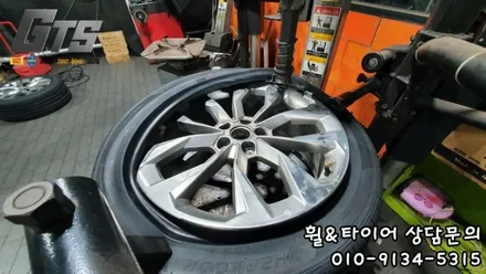 급하게 타이어를 찾았는데 역시 구로타이어스토리에는 다있네요! 쏘렌토 255/45R20 가산동 가양동 천왕동 타이어매장 / 서울 구로, 양천, 동작, 관악, 영등포, 부천, 안양