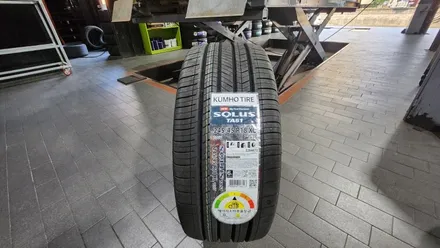 신길동 제네시스 BH330 (245/45R18)-트레드웨어580의 긴 마일리지와 사계절안전성까지 완벽하게 갖춘 최신형 금호타이어 솔루스 TA51 / 서울 구로, 양천, 동작, 관악, 영등포, 부천, 안양