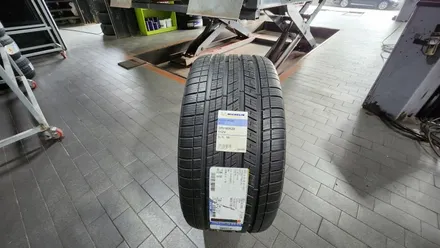 삼성동 BMW X5 (305/40R20)-뛰어난 고속주행성능, 핸들링성능과 겨울철 안전성도 개선된 사계절용타이어 미쉐린 파일럿 스포츠 A/S 3 (N0) / 서울 구로, 양천, 동작, 관악, 영등포, 부천, 안양