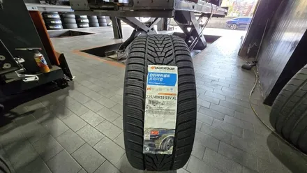 영등포동 BMW M440i xDrive (225/40R19)-겨울철 불안정한 노면에서 정확한 조향과 제동력을 자랑하는 한국타이어 윈터아이셉트 프리미엄 에보3 / 서울 구로, 양천, 동작, 관악, 영등포, 부천, 안양