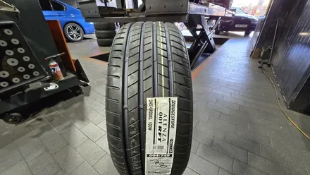 영등포동 BMW X3 (245/45R20)-프리미엄SUV에 최적화되어 다양한 주행환경에 대응력이 뛰어난 브리지스톤 고성능런플랫타이어 알렌자 001 RFT / 서울 구로, 양천, 동작, 관악, 영등포, 부천, 안양