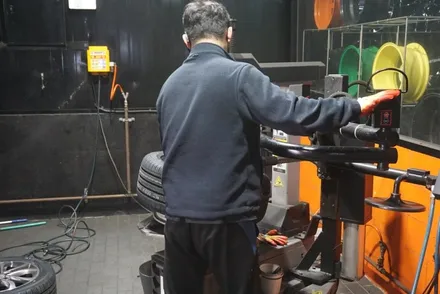금호타이어 가격표 c클래스 추천 타이어 마제스티솔루스 / 서울 구로, 양천, 동작, 관악, 영등포, 부천, 안양