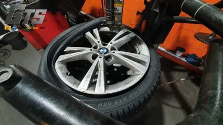 BMW 스노우타이어 금호 윈터크래프트 WP72 225 50 17 장착 / 서울 구로, 양천, 동작, 관악, 영등포, 부천, 안양