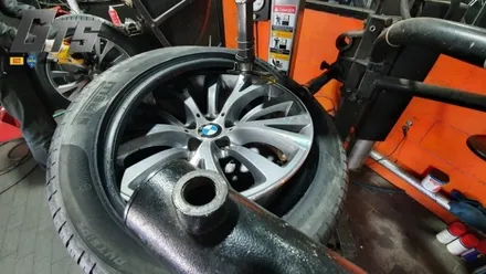 피렐리 피제로 올시즌 245 45 19 275 40 19 BMW 5GT 에 어울리는 사계절추천타이어 3D휠얼라이먼트서비스 천왕동 가산동 서원동 타이어싼곳 / 서울 구로, 양천, 동작, 관악, 영등포, 부천, 안양