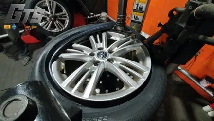 인피니티 G25 225/55R17 한국타이어 벤투스 S2AS 개봉동 천왕동 구로동 타이어싼곳에서 장착했어요! / 서울 구로, 양천, 동작, 관악, 영등포, 부천, 안양