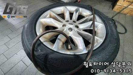 포드 익스플로러 255/50R20 금호 크루젠 HP71 장마가 오기전에 장착했어요! 가산동 신림동 개봉동 타이어스토리 / 서울 구로, 양천, 동작, 관악, 영등포, 부천, 안양