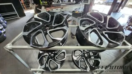 개봉동 고척동 가산동 휠도색전문 쉐보레 트렉스 19인치 블랙유광 휠만든기 / 서울 구로, 양천, 동작, 관악, 영등포, 부천, 안양