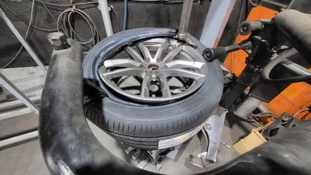 시흥동 BMW 520d (245/45ZR18, 275/40ZR18) 세단용 추천 사계절타이어-고속주행시 편안한 승차감과 안전성까지 함께 보장해주는 한국타이어 벤투스S2 AS / 서울 구로, 양천, 동작, 관악, 영등포, 부천, 안양