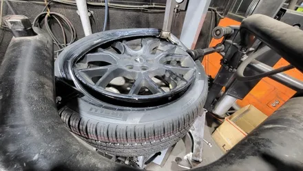 영등포동 포드 머스탱 (255/40R19)-19인치 피렐리 최신형 사계절타이어 피제로 올시즌 플러스 3 / 서울 구로, 양천, 동작, 관악, 영등포, 부천, 안양