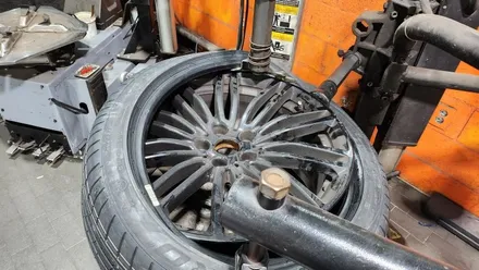 신도림동 BMW 540i (245/40R19, 275/35R19)-정거리 주행시 타이어펑크걱정없이 안전하게 탈 수 있는 고성능 런플랫타이어, 피렐리 피제로(PZ4) R-F / 서울 구로, 양천, 동작, 관악, 영등포, 부천, 안양