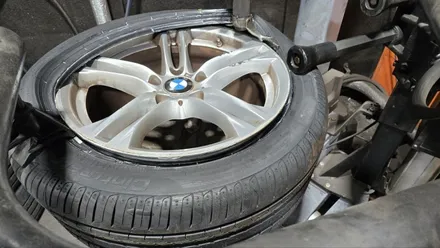 독산동 BMW 5시리즈 520d (245/45R18, 2754018)-런플랫기능까지 추가되어 장거리주행 안전성에 최적화된 피렐리 신투라토 P7 R-F MOE / 서울 구로, 양천, 동작, 관악, 영등포, 부천, 안양
