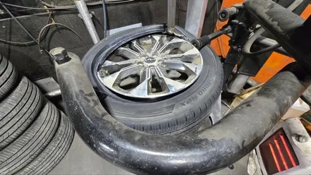 천왕동 기아 카니발 (235/55R19)-주행안정성 및 내구성, 경제성을 중시하는SUV운전자에게 추천하는 한국타이어 다이나프로 프리미엄 컴포트 HPX / 서울 구로, 양천, 동작, 관악, 영등포, 부천, 안양