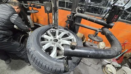 개봉동 아우디 A6 35 TDI (245/45R18)–주행 안정성, 내구성, 사계절 안전성까지 잘갖춘 피렐리 신형 올시즌타이어 신투라토 P9 AS / 서울 구로, 양천, 동작, 관악, 영등포, 부천, 안양
