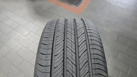 가산동 아우디 A4 (245/40ZR18)-프리미엄급의 정숙성과 승차감, 사계절 안전 주행까지 뛰어난 한국타이어 슈퍼컴포트 벤투스 에어 S / 서울 구로, 양천, 동작, 관악, 영등포, 부천, 안양