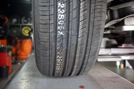 친절한 타이어 가게 타이어스토리 BMW GT 타이어교체 / 서울 구로, 양천, 동작, 관악, 영등포, 부천, 안양