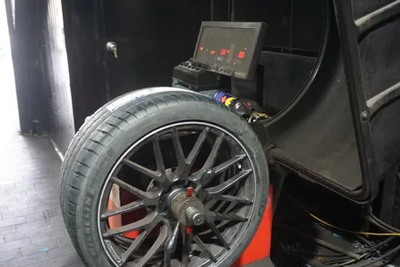 벤츠 C63 AMG 미쉐린 PS4S 타이어 가격 / 서울 구로, 양천, 동작, 관악, 영등포, 부천, 안양