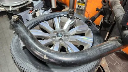 문래동 랜드로버 디스커버리 235/55R19 SUV용 사계절타이어, 브리지스톤 듀얼러 H/L400 작업후기 / 서울 구로, 양천, 동작, 관악, 영등포, 부천, 안양