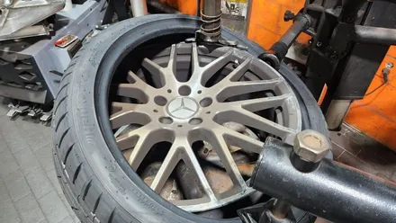 오류동 벤츠 A45 AMG 235/35ZR19 추천 프리미엄스포츠 타이어-정숙성, 젖은노면 안전성을 더욱 강화한 한국타이어 벤투스 S1 evo3 / 서울 구로, 양천, 동작, 관악, 영등포, 부천, 안양