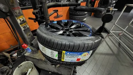 삼성동 쉐보레 올뉴말리부(2.0터보 LTZ) 245/40R19-사계절 최고 스포츠 퍼포먼스 타이어 미쉐린 파일럿스포츠 올시즌 4! / 서울 구로, 양천, 동작, 관악, 영등포, 부천, 안양