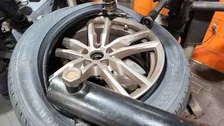 노량진동 BMW x4(xdrive20d) 245/50R19 추천 국산SUV사계절타이어,​저소음 컴포트성능과 주행안정성까지 뛰어난 금호타이어 크루젠HP71 / 서울 구로, 양천, 동작, 관악, 영등포, 부천, 안양