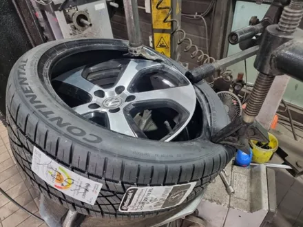 서초동 폭스바겐 골프GTI (225/40ZR18)-추천 고성능 사계절타이어, 콘티넨탈 익스트림 콘택 DSW06 플러스 / 서울 구로, 양천, 동작, 관악, 영등포, 부천, 안양
