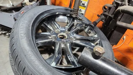 독산동 쌍용 렉스턴 (255/50R20)-부드러운 주행성능과 정숙성을 강화시킨 고성능 프리미엄 컴포트 SUV 사계절용타이어, 금호 크루젠 HP71 / 서울 구로, 양천, 동작, 관악, 영등포, 부천, 안양
