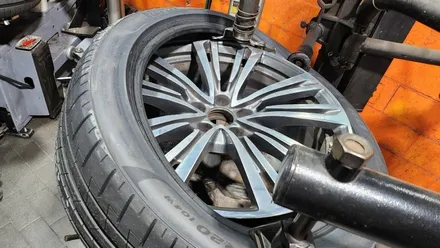 고척동 아우디A8 (265/40ZR20)-탁월한 제동력, 견고한 핸들링,정숙성까지 뛰어난 완벽한 퍼포먼스 타이어, 피렐리 피제로 PZ4 (MO1) NCS / 서울 구로, 양천, 동작, 관악, 영등포, 부천, 안양