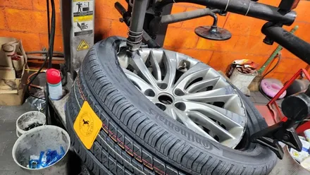 신길동 제네시스G80 (245/40R19, 275/35R19)-저소음, 뛰어난 그립력, 정밀한 핸들링까지 제공해주는 OE 고성능타이어, 콘티넨탈 프로콘택RX 콘티사일런트 / 서울 구로, 양천, 동작, 관악, 영등포, 부천, 안양