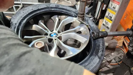 문래동 BMW X6 (275/40R20)-승차감, 핸들링, 정숙성까지 뛰어난 SUV전용 올웨더타이어, 한국타이어 다이나프로 프리미엄 컴포트 HPX / 서울 구로, 양천, 동작, 관악, 영등포, 부천, 안양