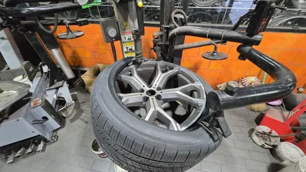 잠원동 BMW X6 (315/35ZR21)-초고성능 슈퍼 스포츠 올시즌 타이어, 한국타이어 벤투스 S1 에보 Z AS X / 서울 구로, 양천, 동작, 관악, 영등포, 부천, 안양