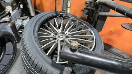 봉천동 벤츠 S400d 4matic (255/40R20, 285/35R20)-고속주행 안정성, 승차감, 접지력까지 뛰어난 피렐리 순정OE타이어 피제로 올시즌 (NCS) / 서울 구로, 양천, 동작, 관악, 영등포, 부천, 안양