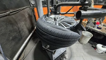 문래동 기아 스팅어 (225/45ZR18)-프리미엄 차량에 적합한 최상의 승차감과 저소음 환경을 잘구현한 한국타이어 슈퍼컴포트 벤투스 에어S / 서울 구로, 양천, 동작, 관악, 영등포, 부천, 안양