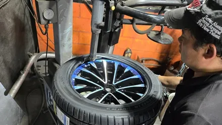 철산동 BMW 530i xDrive (2454518)-캘리퍼도섹+미쉐린 파일럿 스포츠 5 장착기 / 서울 구로, 양천, 동작, 관악, 영등포, 부천, 안양