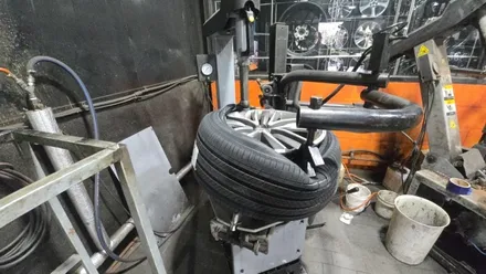 광명동 인피니티 Q50 (245/40ZR19)-우수한 접지력과 정숙성,다양한 노면 조건에서 최상의 안정성을 보장해주는 한국타이어 벤투스 프리미엄 컴포트 S2 AS / 서울 구로, 양천, 동작, 관악, 영등포, 부천, 안양