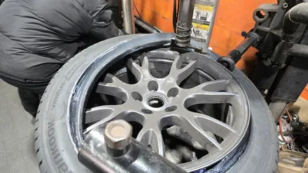 가리봉동 테슬라 모델S (255/45R19, 285/40R19)–전기차 고출력 토크를 안정적으로 잡아주는 한국타이어 벤투스 프리미엄 에보 / 서울 구로, 양천, 동작, 관악, 영등포, 부천, 안양