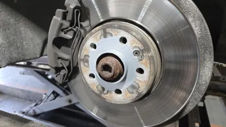 가산동 아우디 A4 (245/40ZR18)-프리미엄급의 정숙성과 승차감, 사계절 안전 주행까지 뛰어난 한국타이어 슈퍼컴포트 벤투스 에어 S / 서울 구로, 양천, 동작, 관악, 영등포, 부천, 안양