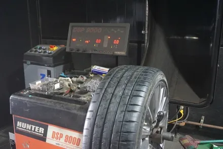 벤츠 E63 AMG 미쉐린 파일럿스포츠4S 타이어 교체 / 서울 구로, 양천, 동작, 관악, 영등포, 부천, 안양