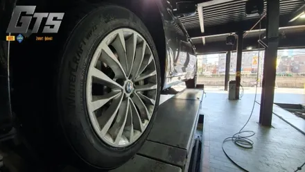 BMW G30 530i 245 45 18 금호윈터타이어장착 윈터크래프트WP72 / 서울 구로, 양천, 동작, 관악, 영등포, 부천, 안양